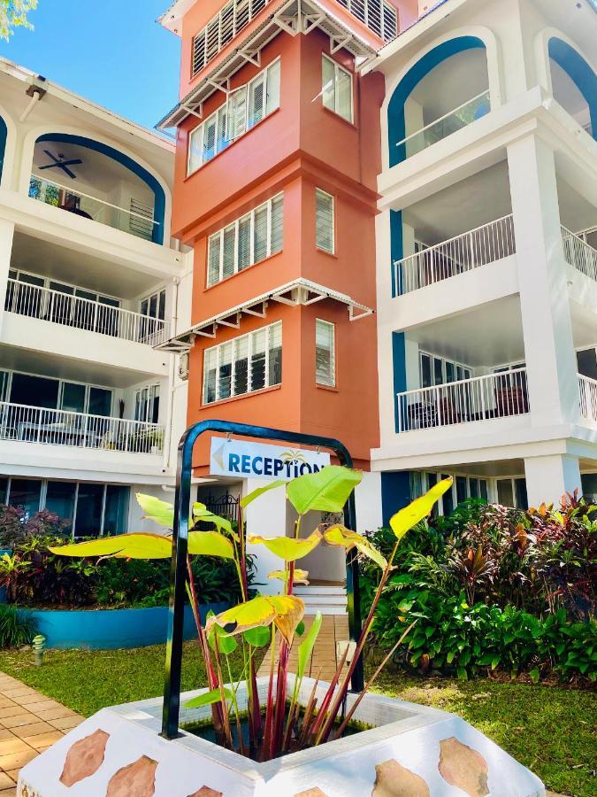 Beachview Apartments At Villa Paradiso Palm Cove Buitenkant foto